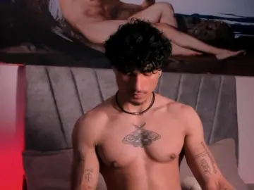 Cam4 Sex Chat of Thomas_fit1