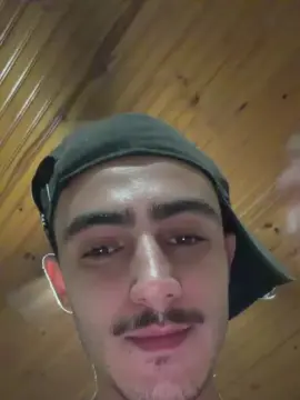 Cam4 Live Sex of leozinhoo0