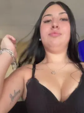 Cam4 Sex Chat of hottlatina_hot