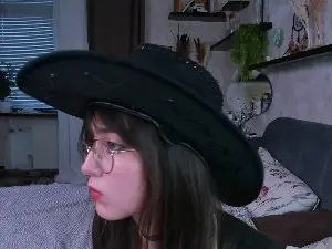 Cam4 Nude Webcam of LoyceNiforos