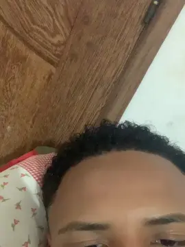 Cam4 Best live sex cam show of Novinho18hot_