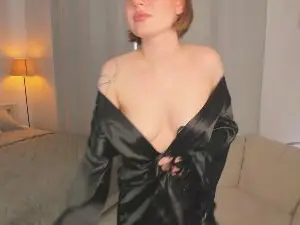 Cam4 Live Sex of EmeliaContos