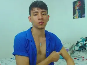 Cam4 Nude Webcam of boy_sexy_latino