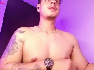 Cam4 Adult Video Chat of matt_reinold1