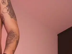 Cam4 Sex Cam of matt_reinold1