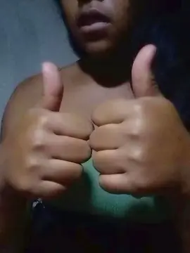 Cam4 Free Live Porn of nadiah01