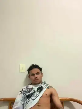 Cam4 Watch Live Sex Cams of rafaxxx