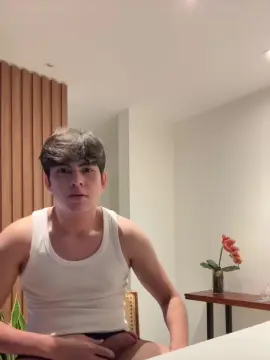 Cam4 Watch Live Sex Cams of MlkGato01