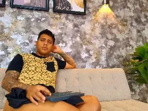Cam4 Watch Live Sex Cams of Julian_and_Axel