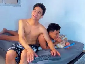 Cam4 Private Sex Chat of Julian_and_Axel