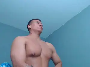 Cam4 Watch Live Sex Cams of Lothbrok_strong