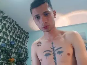 Cam4 Sex Cam of LucassSmithh