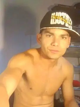 Cam4 Best Webcam of weedlove18