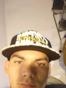 Cam4 Live Sex of weedlove18