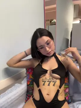 Cam4 Adult Video Chat of Anto_magalii