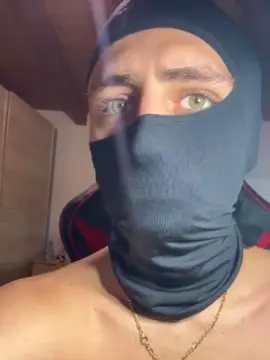 Cam4 Private Sex Chat of romeo19_hot