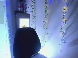 Cam4 Nude Webcam of Little_Eva