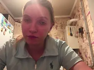 Cam4 Sex Chat of TarahHuynh