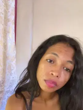 Cam4 Free Live Porn of MissEllede19