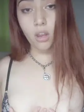 Cam4 Live Sex Cam of Magii_chavarria