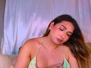 Cam4 Live Porn of isabellassmith