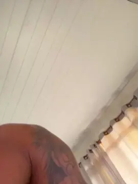 Cam4 Free Live Porn of Soaresluucas29