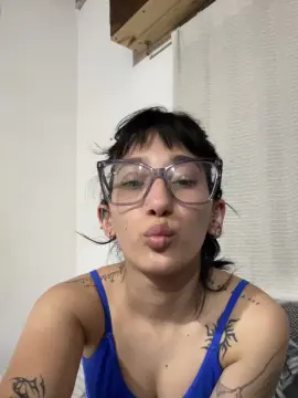 Cam4 Sex Chat of mica88xxx