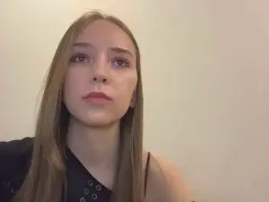 Cam4 Live Porn of SuziCoron