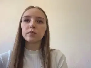Cam4 Free Live Porn of SuziCoron