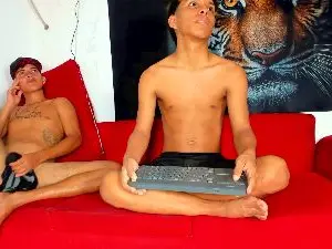 Cam4 Adult Video Chat of tyler_twink_boy