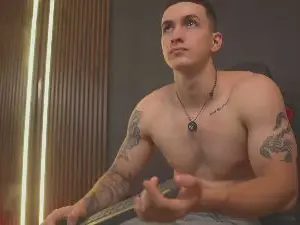 Cam4 Live Porn of JacksonOlsenn