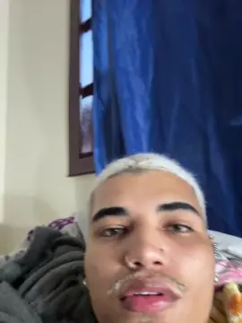 Cam4 Watch Live Sex Cams of Novinhoerrej