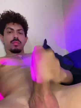 Cam4 Watch Live Sex Cams of VikyGreen