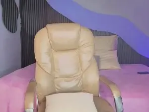 Cam4 Adult Video Chat of Nicolle_Mariee