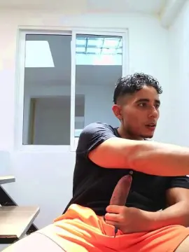 Cam4 Free Live Porn of Alex_del_Toro