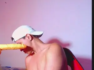Cam4 Live Porn of Rowanbig23