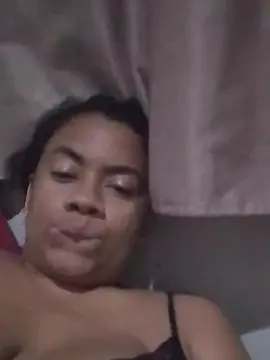 Cam4 Adult Video Chat of Lynagg