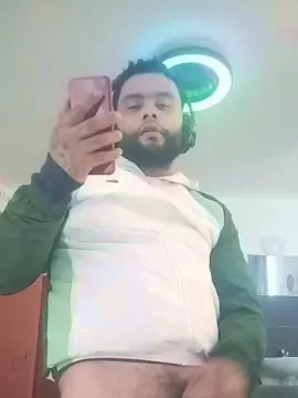Cam4 Sex Cam of CrimiKeanu24