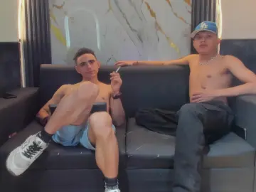 Cam4 Free Porn Cam of zackwhite_