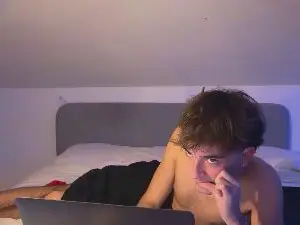 Cam4 Free Live Porn of _Mattia06_