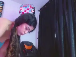 Cam4 Private Sex Chat of Maddy_wish