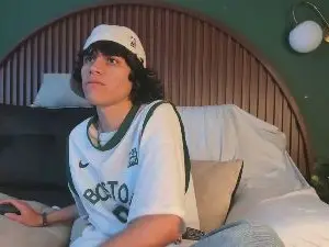 Cam4 Live Porn of Diamante_twink