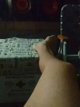 Cam4 Free Live Porn of enzo00041