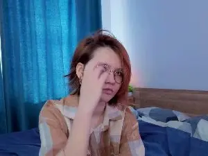 Cam4 Live Sex of DortheaRasnake