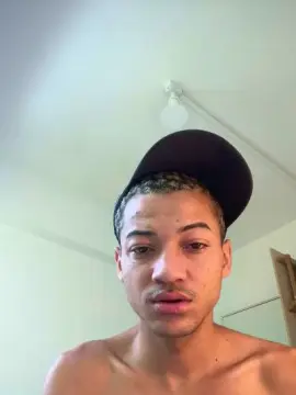 Cam4 Adult Webcams of enzoheitor2