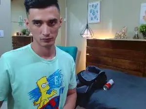 Cam4 Adult Webcam of FelipeFriendly