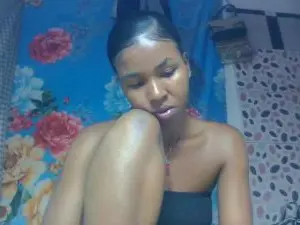 Cam4 Watch Live Sex Cams of Rasoazety28