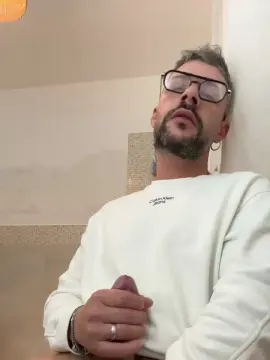 Cam4 Adult Video Chat of badboy1848