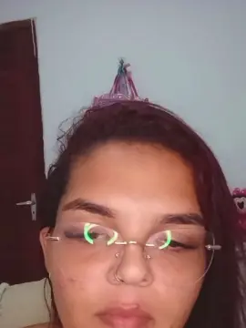 Cam4 Watch Live Sex Cams of sillerzinha23