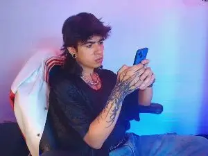 Cam4 Best live sex cam show of Axell_Kush